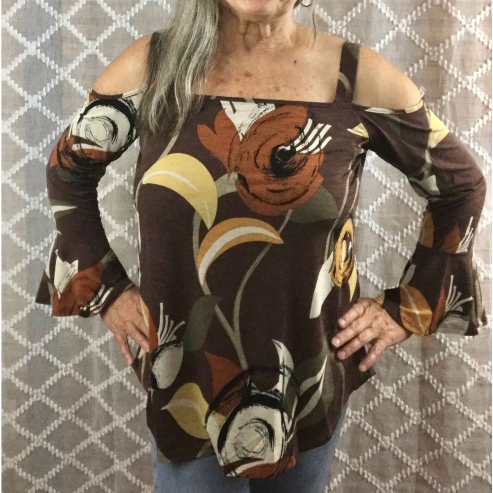 Sew in Love Cold Shoulder abstract design women’s top blouse shirt boutique